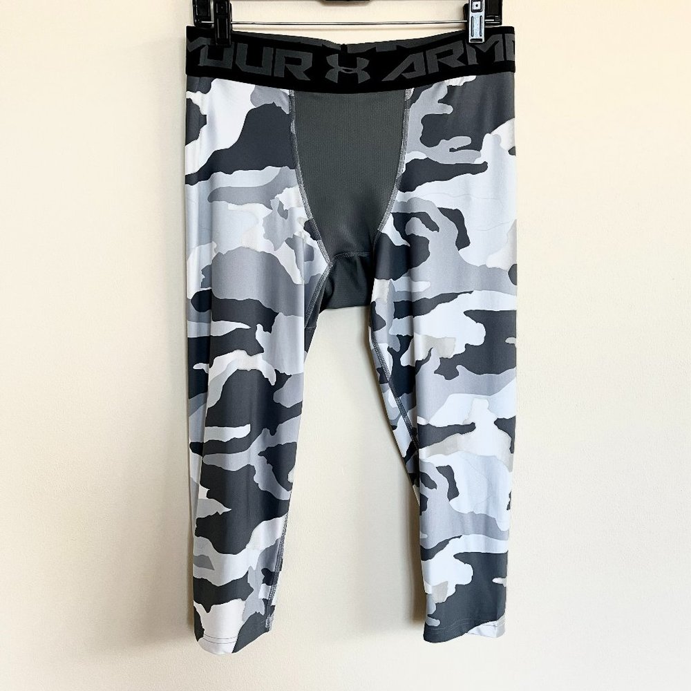Under Armour Men's Heatgear Compression Camo 3/4 Tights Baselayer XL Grey